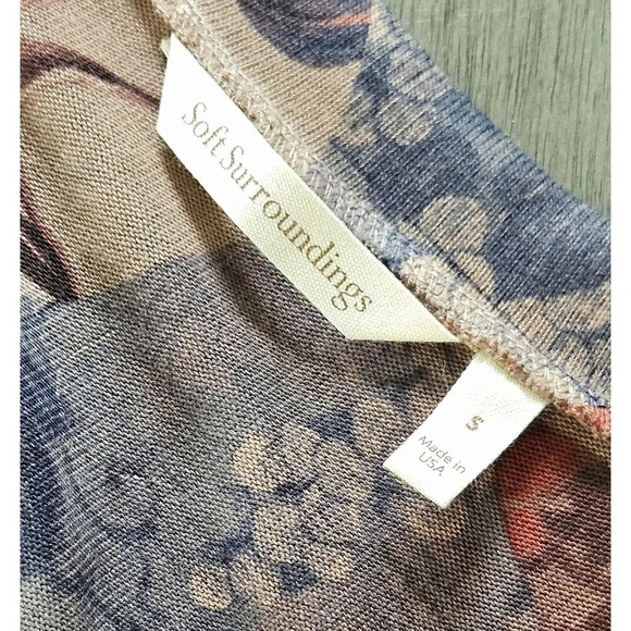 SOFT SURROUNDINGS Millie Tunic Knit Top Floral Bird Shirt Blouse Small High Low - Picture 7 of 7